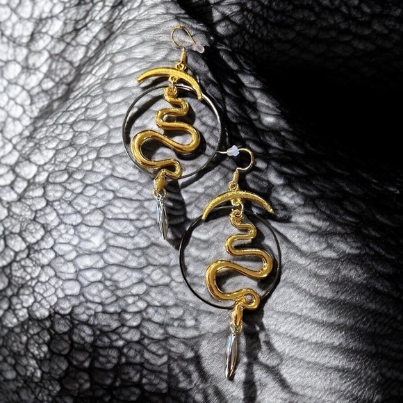 Chic Black, Gold, and Silver Toned Boho Snake Earrings Witchy - Picture 7 of 16